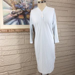 🌹No Tags Henley Neckline Long Sleeve Sleep Shirt